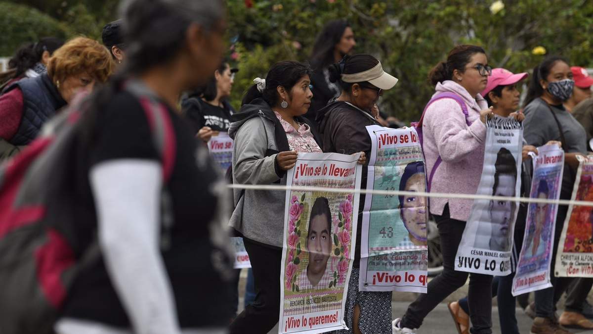 Marcha por Ayotzinapa