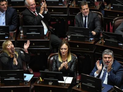 Se cayó ficha limpia: ganó otra vez la política con minúscula