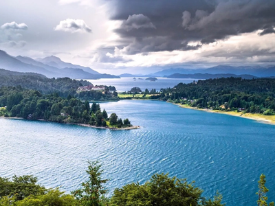 De la Patagonia al mundo: la localidad argentina que está entre los 10 destinos favoritos del planeta