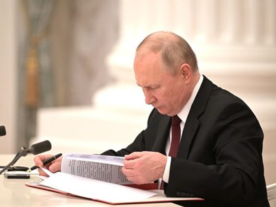 La Unión Europea exige a Rusia revertir el reconocimiento de la independencia de Donetsk y Lugansk