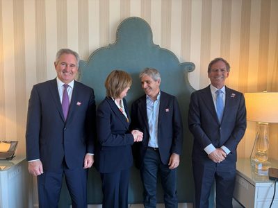 Caputo anunció una inversión de Chevron por más de US$10.000 millones
