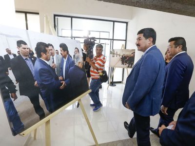 En Juárez, inicia segundo periodo de alcalde que arrebató el triunfo a candidato de Morena