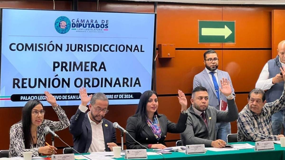 La sesión de la Comisión Instructora de la Cámara de Diputados