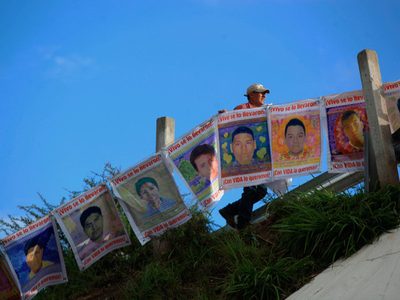 Padres de los 43: el asesino de Iguala es el mismo de Nochixtlán