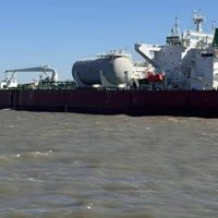 Exportación estratégica: cómo fue el operativo en Puerto Rosales para enviar crudo de Vaca Muerta a China