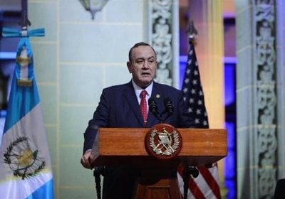 EU anuncia sanciones contra el expresidente de Guatemala por corrupción