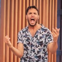 ¡Wow! El cruce que tuvieron Andrea Campbell y Tomás Dente en vivo: "Como madre te quiero decir..."