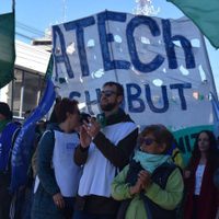 Gremios docentes de Chubut anunciaron paro y movilización tras la suspensión de la paritaria