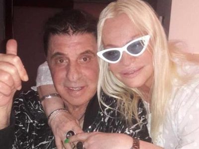 "A puro romance": Silvia Süller se fotografió con su marido en la pileta ¡Enredados y cariñosos!