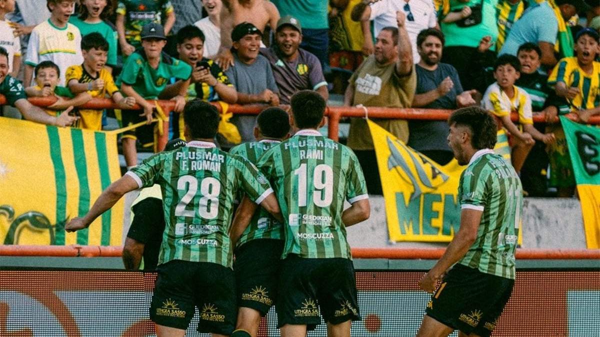 Aldosivi, que regaló entradas a mansalva, se queda en primera
