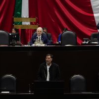 Fernández Noroña y diputados morenistas exigen la remoción de Creel