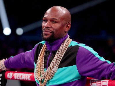 ¿Mayweather quiere comprar un club de la Premier?