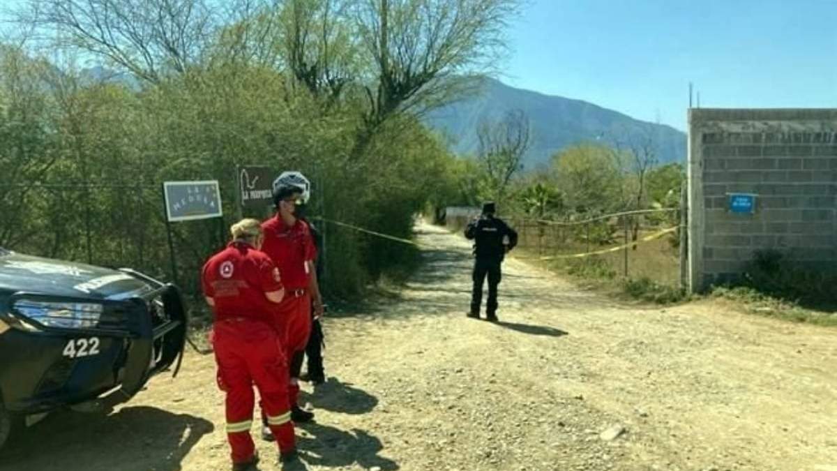 La entrada del rancho donde ocurrió el triple asesinato