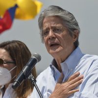 Ecuador busca pactar un tratado de libre comercio con las potencias del mundo