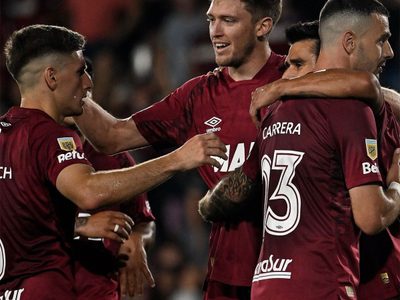 Lanús ahora sí ganó, ante Atlético Tucumán, y podría quedar segundo