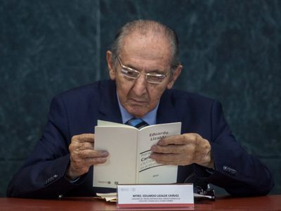 Poema de Eduardo Lizalde y despedida de Felipe Garrido
