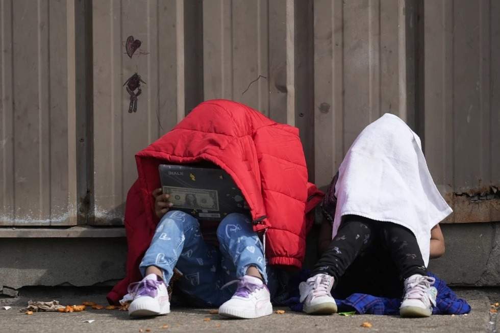 Administración Trump recorta ayuda legal para niños migrantes que viajan solos