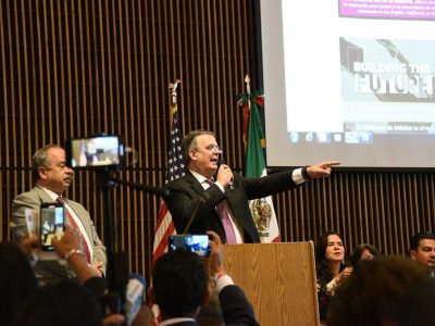 Jóvenes Construyendo el Futuro arrancará con 3 mil beneficiarios en Los Ángeles: Ebrard