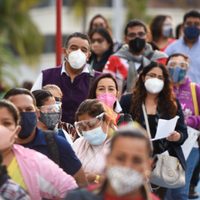 Personas vacunadas contra covid en EU pueden dejar de usar cubrebocas en público