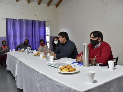 Mariano Gaido visitó los barrios Hi.Be.Pa, Esfuerzo y Gran Neuquén Sur