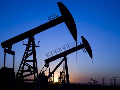 Petróleo: suben los precios frente a una mayor demanda de combustible en el mundo