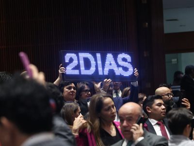 Se consuma la jornada de 40 horas; fracasa el reclamo opositor de dos días de descanso