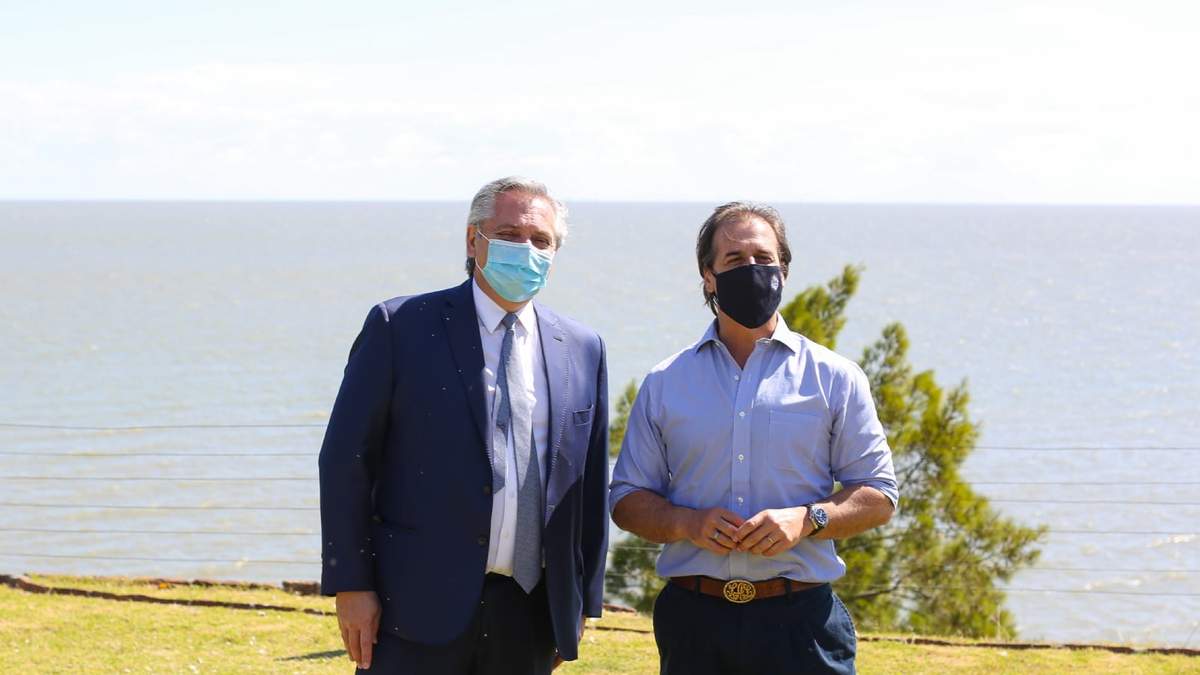 Alberto Fernández y Luis Lacalle Pou. Fuente: (Twitter)