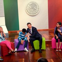 Peña desaira otra vez a Javier Duarte durante un evento en Los Pinos