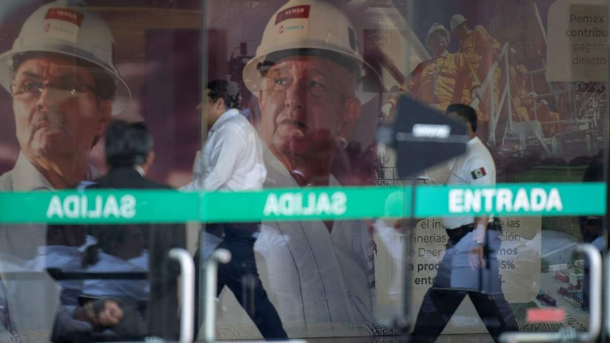 Celebración del 86 aniversario de la expropiación petrolera en la sede nacional de Pemex encabezada por el entonces presidente Andrés Manuel López Obrador