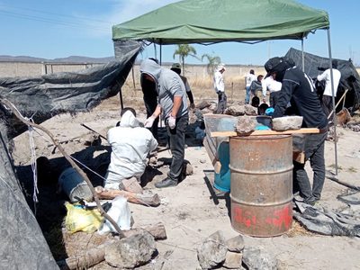 Autoridades de Jalisco niegan existencia de hornos crematorios en rancho Izaguirre de Teuchitlán