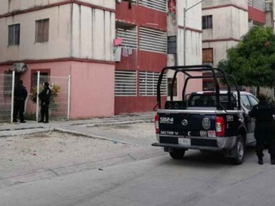 Niño de 5 años salta en la cama y por una ventana cae de un segundo piso en Cancún
