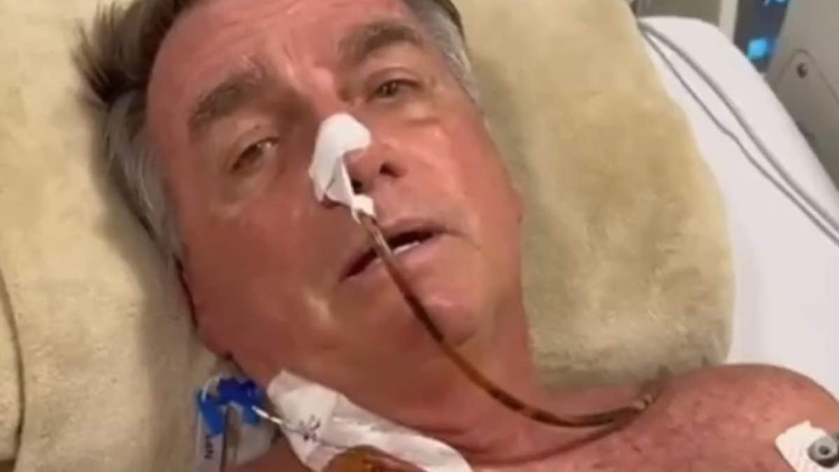 El expresidente brasileño Jair Bolsonaro, hospitalizado en Natal, Brasil