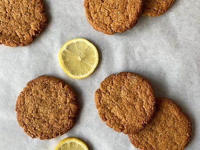 Galletitas de limón sin TACC: rendidoras y listas en pocos minutos para compartir en casa