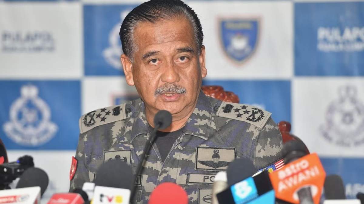 El jefe de la policía nacional de Malasia, Razarudin Husain, en conferencia de prensa en Kuala Lumpur