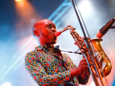 “¡Viva México! grita el músico y cantante nigeriano Seun Kuti en el Festival Cervantino