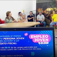 Empresarios y profesionales recibieron información sobre cómo es la ley de empleo joven en Neuquén