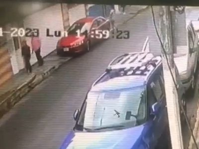 Captan el asesinato de un director de secundaria en Córdoba, Veracruz (Video)
