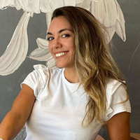 Siempre con glamour: Floppy Tesouro se lució con la pollera perfecta para entrenar el finde XXL