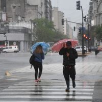 Tormenta, lluvia y nieve: hay alerta meteorológica en 16 provincias para el sábado