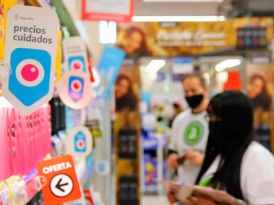 Precios Cuidados y la guerra contra la inflación: se renovaron dos programas base