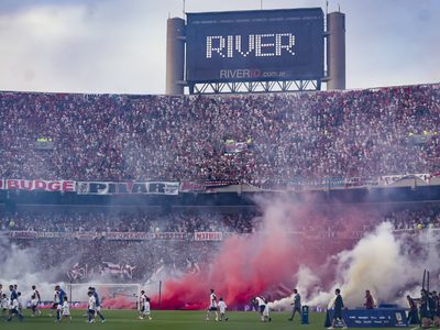 No es Valentín Gómez: la figura del Vélez puntero que River irá a buscar en el próximo mercado