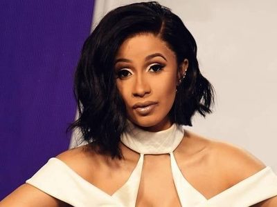 ¿Estás listo para verla? Cardi B abrió su camisa y...¡apareció en prendas interiores!
