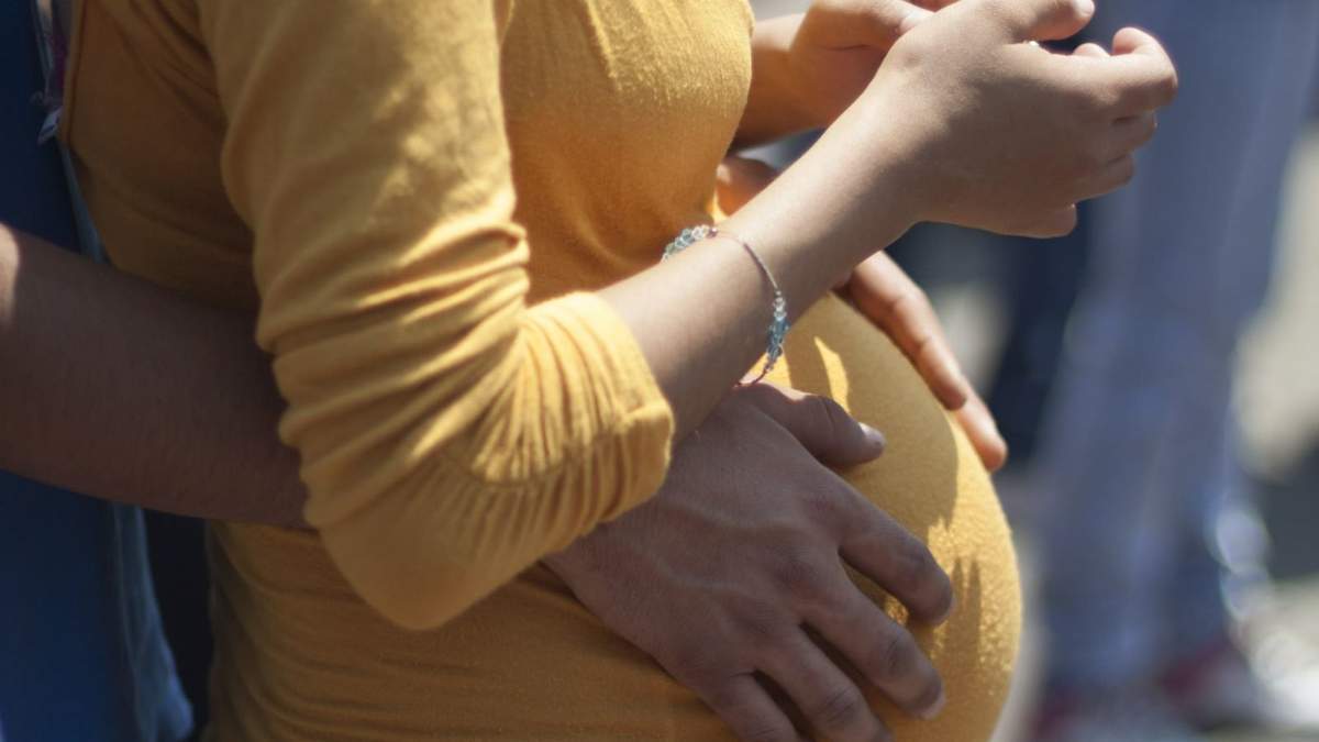 Aumentan casos de embarazo adolescente en México