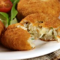 No tires el arroz que te sobró: prepará estas deliciosas croquetas con solo 3 ingredientes