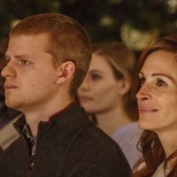 'Regresa a mí”: una madre cegada por el amor