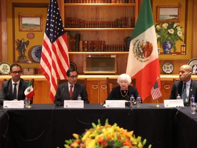 Hacienda y Departamento del Tesoro prometen trabajo conjunto para combatir finanzas ilícitas