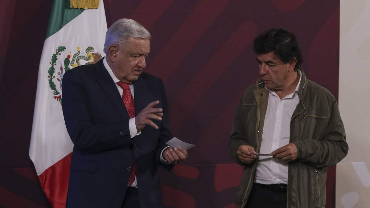AMLO y Jesús Ramírez Cuevas