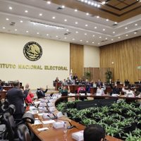INE fija tope a los gastos de "corcholatas" y aspirantes del Frente Amplio