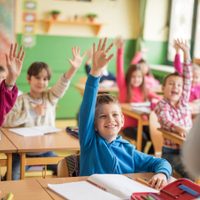 ¿Se adelantan las clases? Estas son las alternativas que analizan distintos sectores de la educación