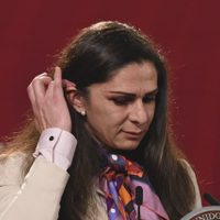 Ana Guevara mantiene en la Conade a dos funcionarios acusados de corrupción